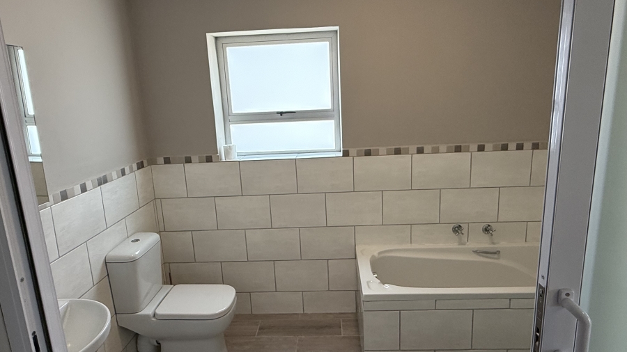 3 Bedroom Property for Sale in Stilbaai Oos Western Cape